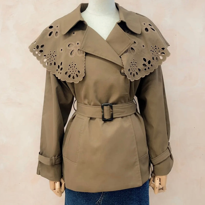 Trench Cass café