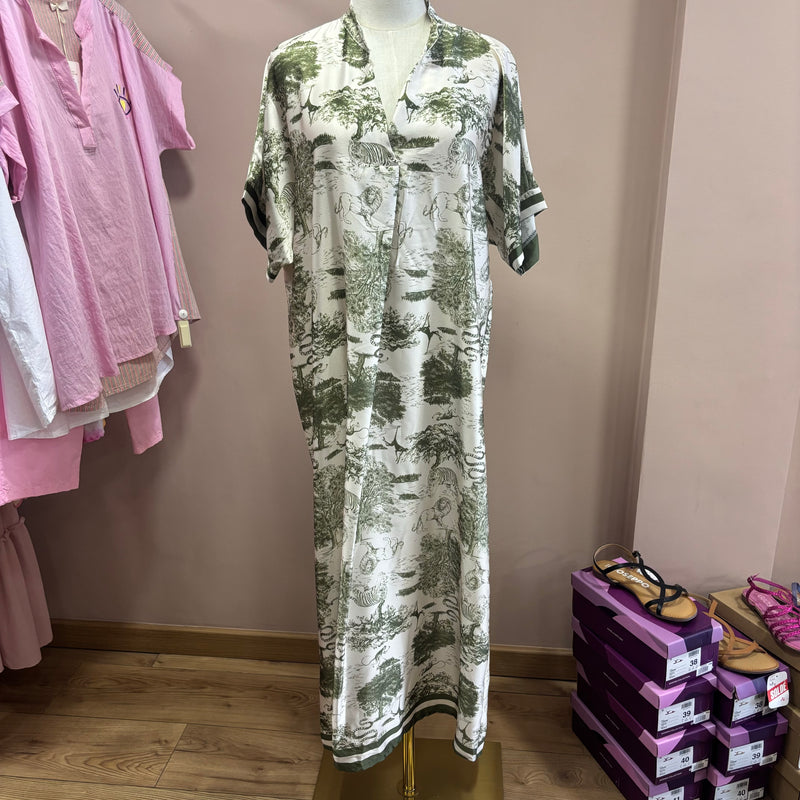Robe Elinoa kaki