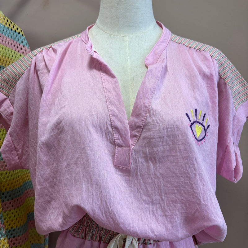 Ensemble Barcelona rose